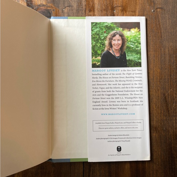 First Edition - Mercury by Margot Livesey - Fiction Hardcover - Great Condition - Picture 5 of 13